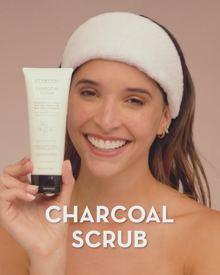 Exfoliante con Carbón Activado Charcoal Scrub DERMANAT 120ml